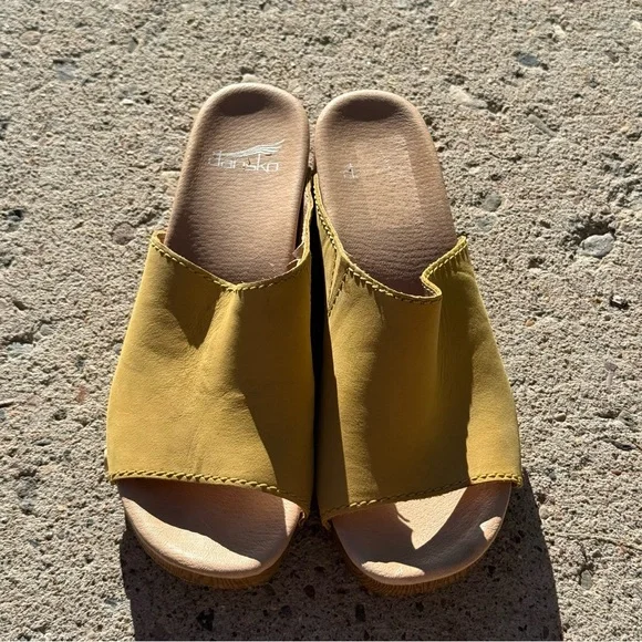 Dansko Giana Yellow Mules Comfortable Leather Sandals Women’s Size 38EU - Picture 2 of 9